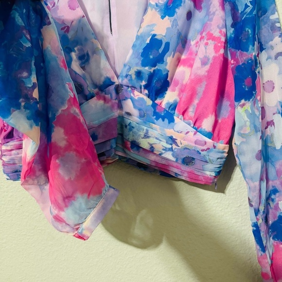 Floral V-Neck Chiffon Top - Picture 9 of 14